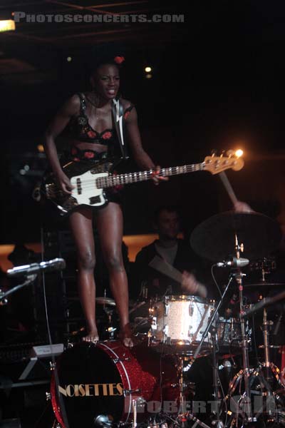 NOISETTES - 2009-10-29 - PARIS - Trabendo - 